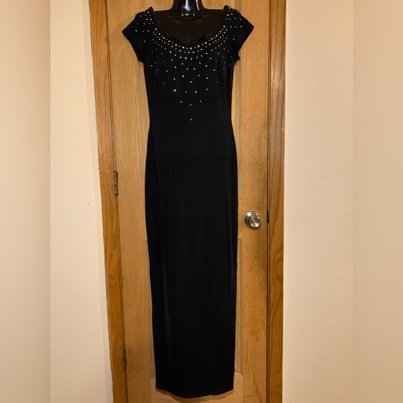 Cache elegant evening dress with rhinestone detail - Black, medium - Picture 1 of 6